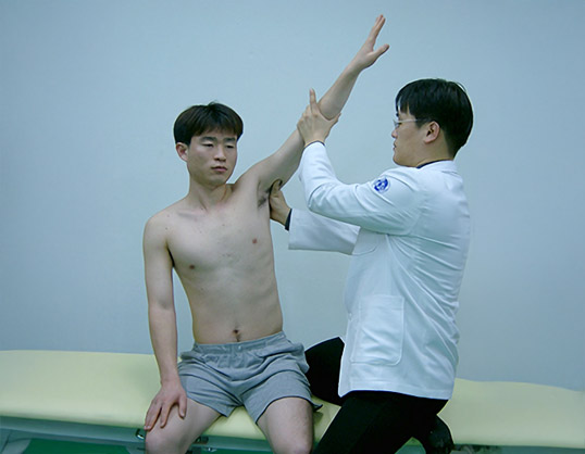 니얼의 검사
